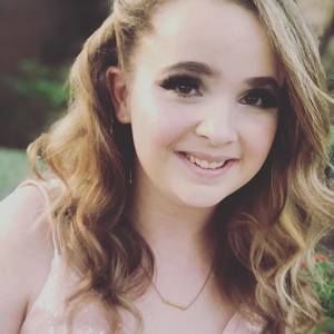 Meet your Posher, Alexandria